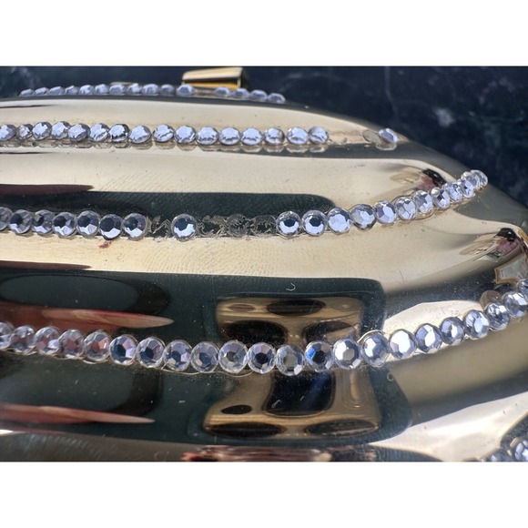 Vintage Le-Ann Gold Metal Clamshell Evening Bag Clutch with Chain Strap - Picture 13 of 16